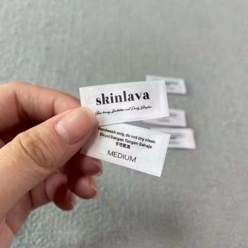 

Label Baju(100 pcs) Custom Pita Satin - Kualitas Bahan Bagus