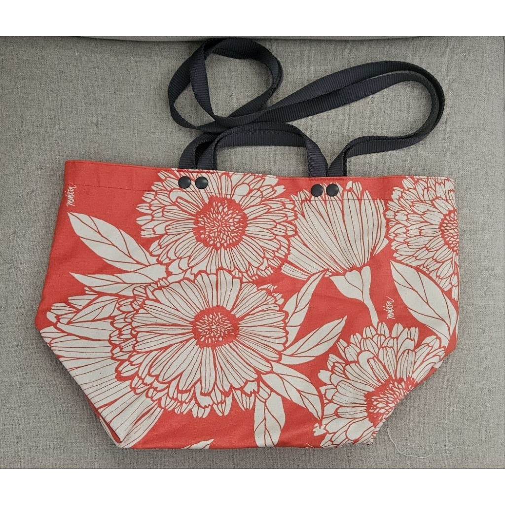 Tas Tulisan by Melissa Sunjaya