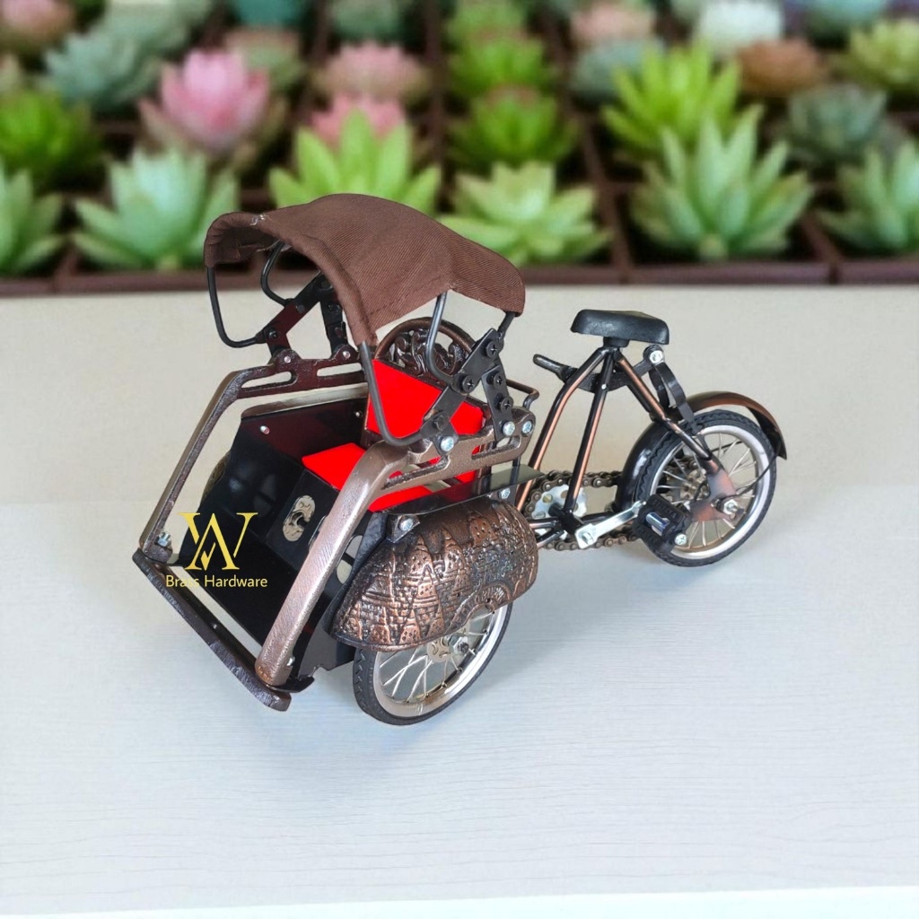 Miniatur Becak Jogja Bahan Logam Antik 1 pcs