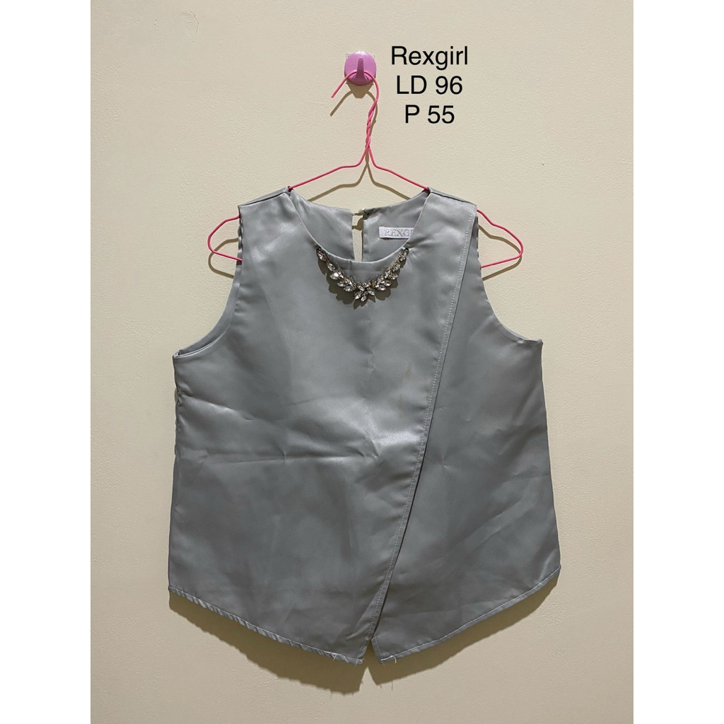 Preloved Atasan Cantik