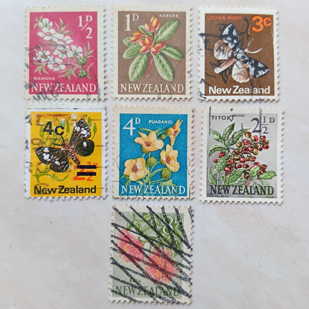 

Perangko Prangko Jadul New Zealand Selandia Baru Tema Flora Fauna 1960-1972 Seri Campur 7 Pcs - YN2716