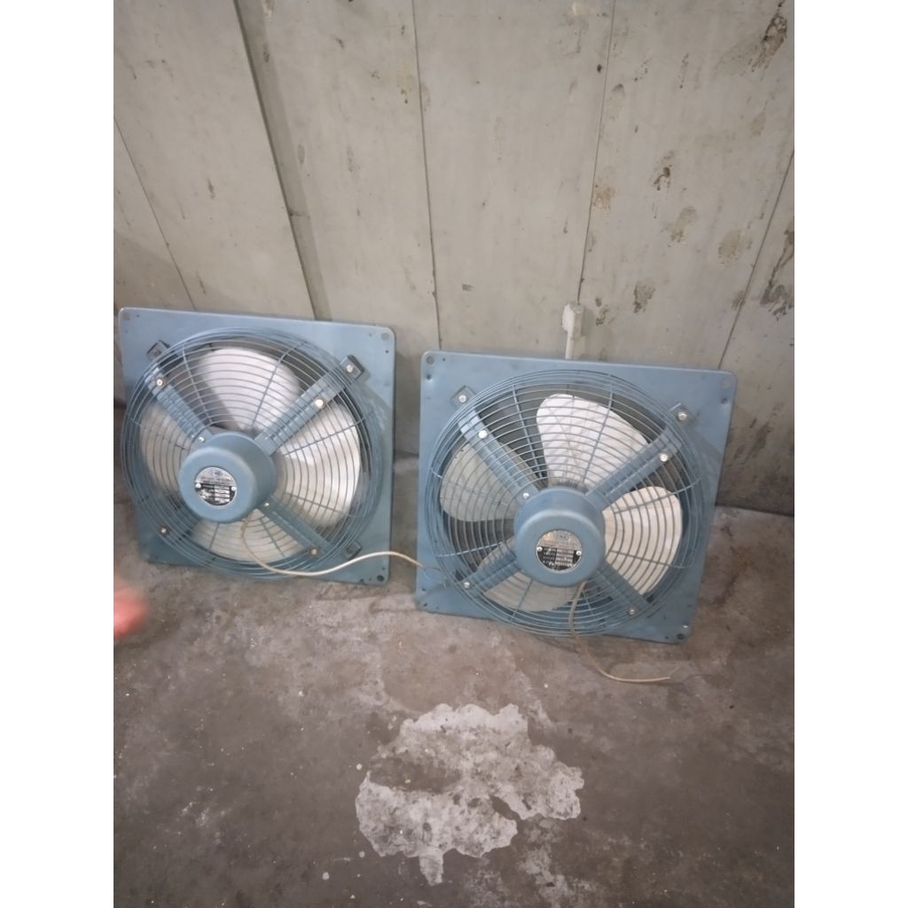 Exhaust Fan 1 Phase 50 Watt 40 cm Rpm 1400 CKE