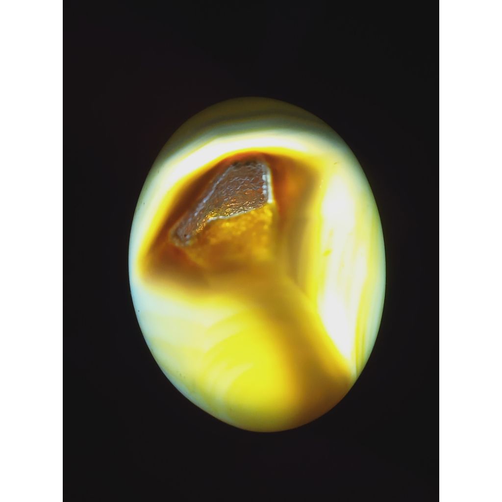 Batu Kristal Combong Antik