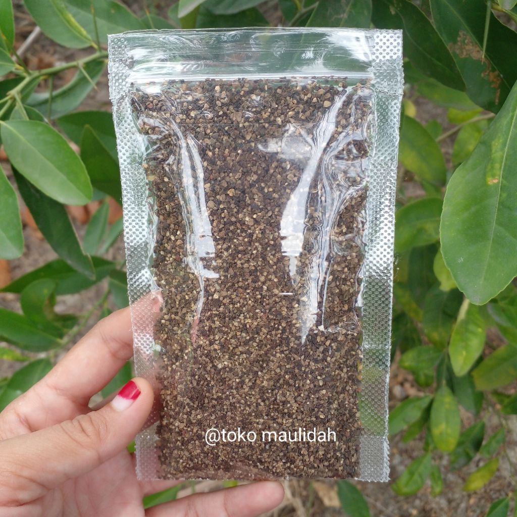 

lada hitam giling kasar 50 gram / bubuk kasar