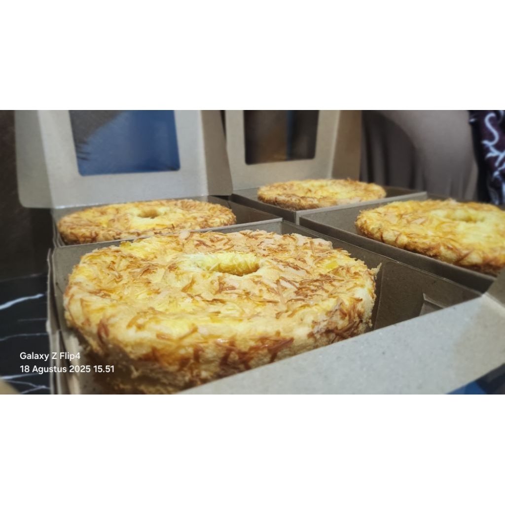 

Ciffon cake glute free (cheese, pandan, pandan cheese, lemon cheese)