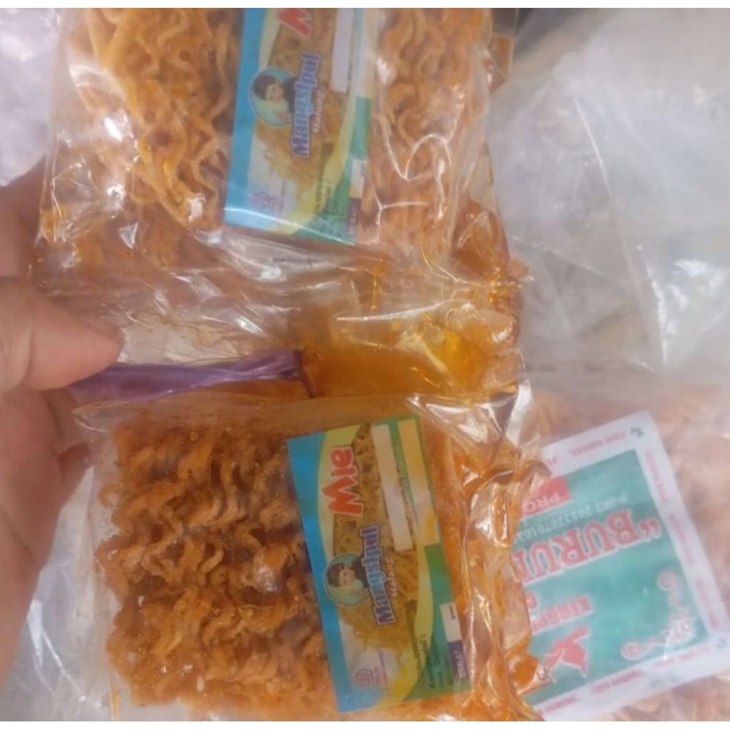 

Mie pedas mang ipul isi 25 bungkus