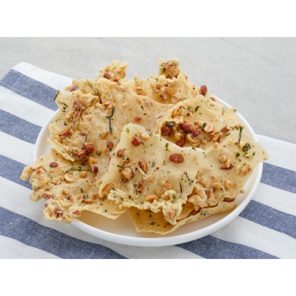 

Peyek Kacang Khas Blora