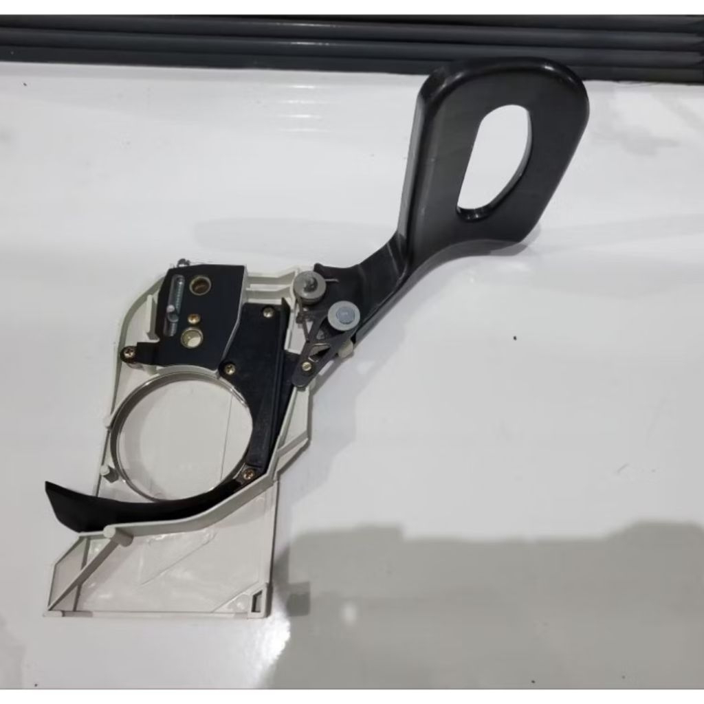 Tutup Bar Sinso Kecil 5200/5800 / Handle Brake Assy Chainsaw 20" 22" / Kap Bar Sinso Kecil