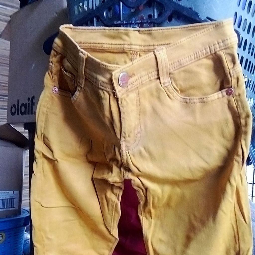 celana panjang levis wanita