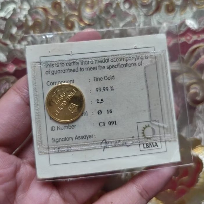 Retbul 2,5 gr Antam retro bulat serti lengkap