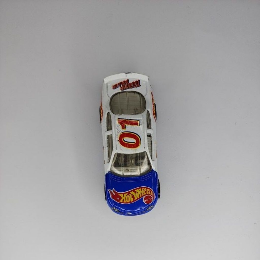 HOT WHEELS NASCAR THUNDER ROLLER O1