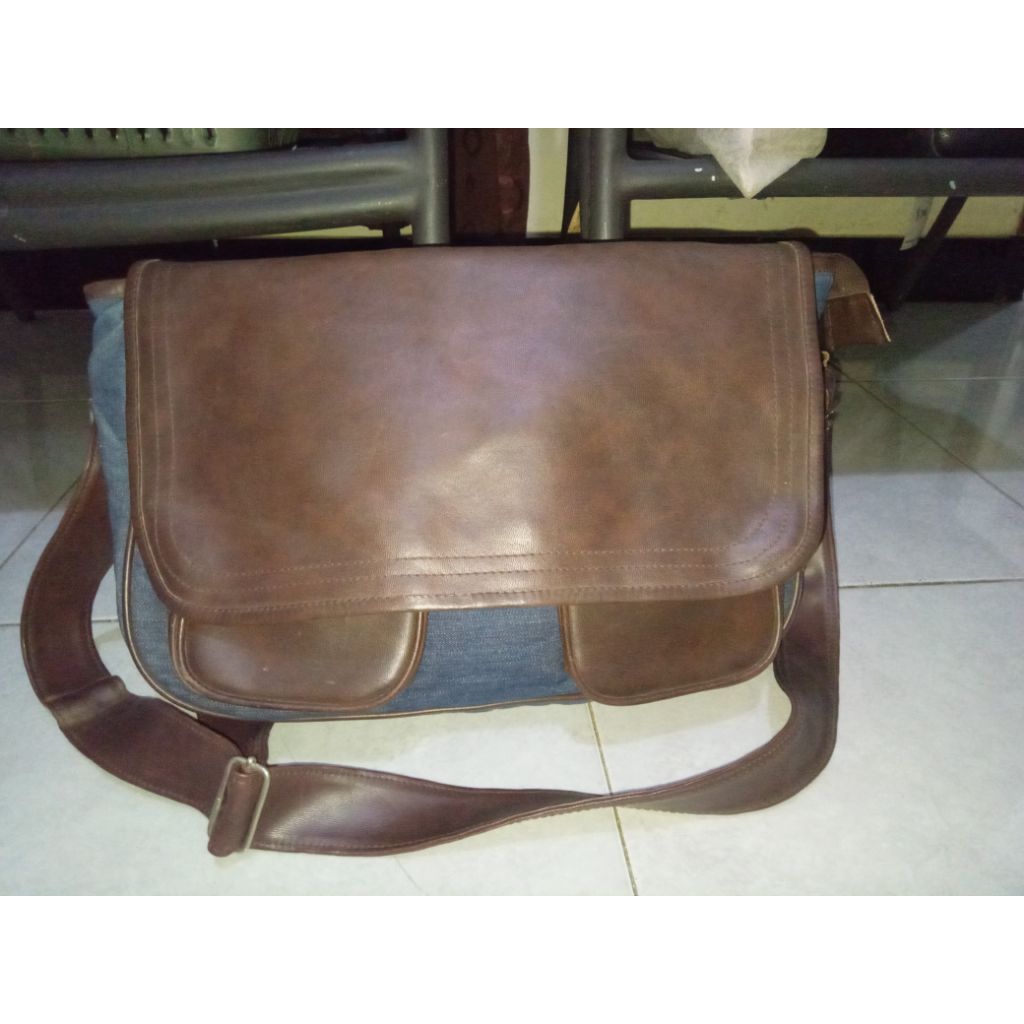 TAS SLEMPANG BAHAN JEANS