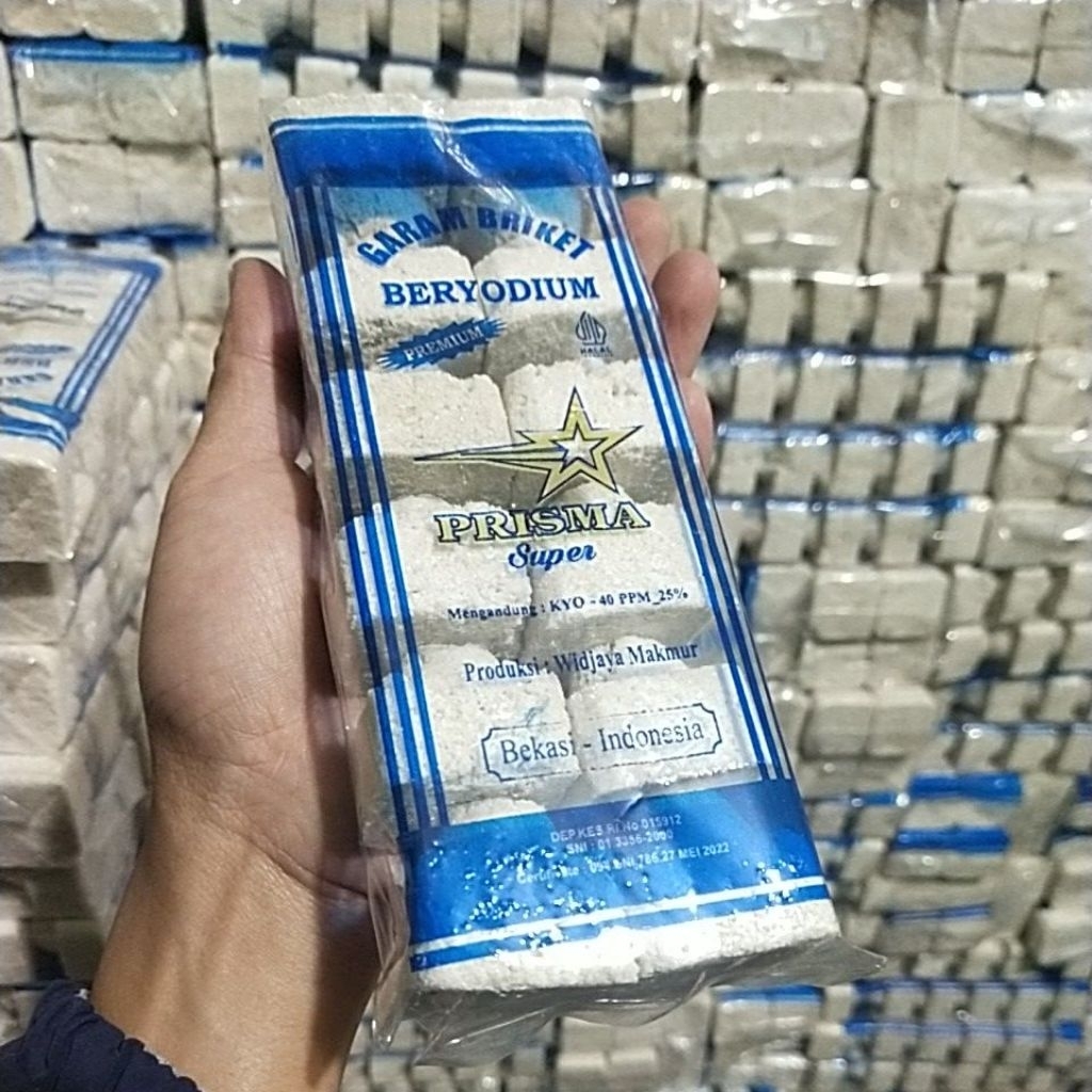 

garam briket atau garam bata merk PRISMA super ukuran 450gr