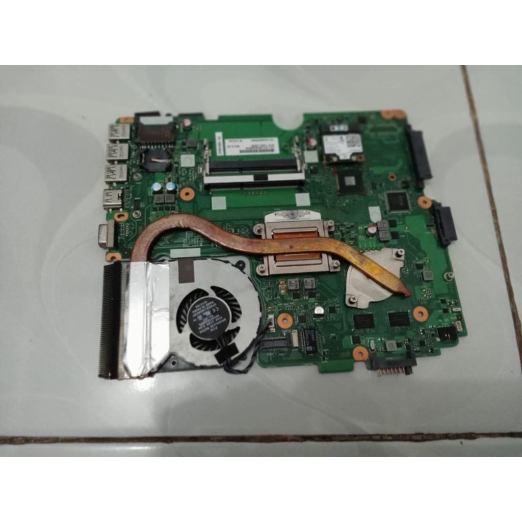 mobo fujitsu AH544