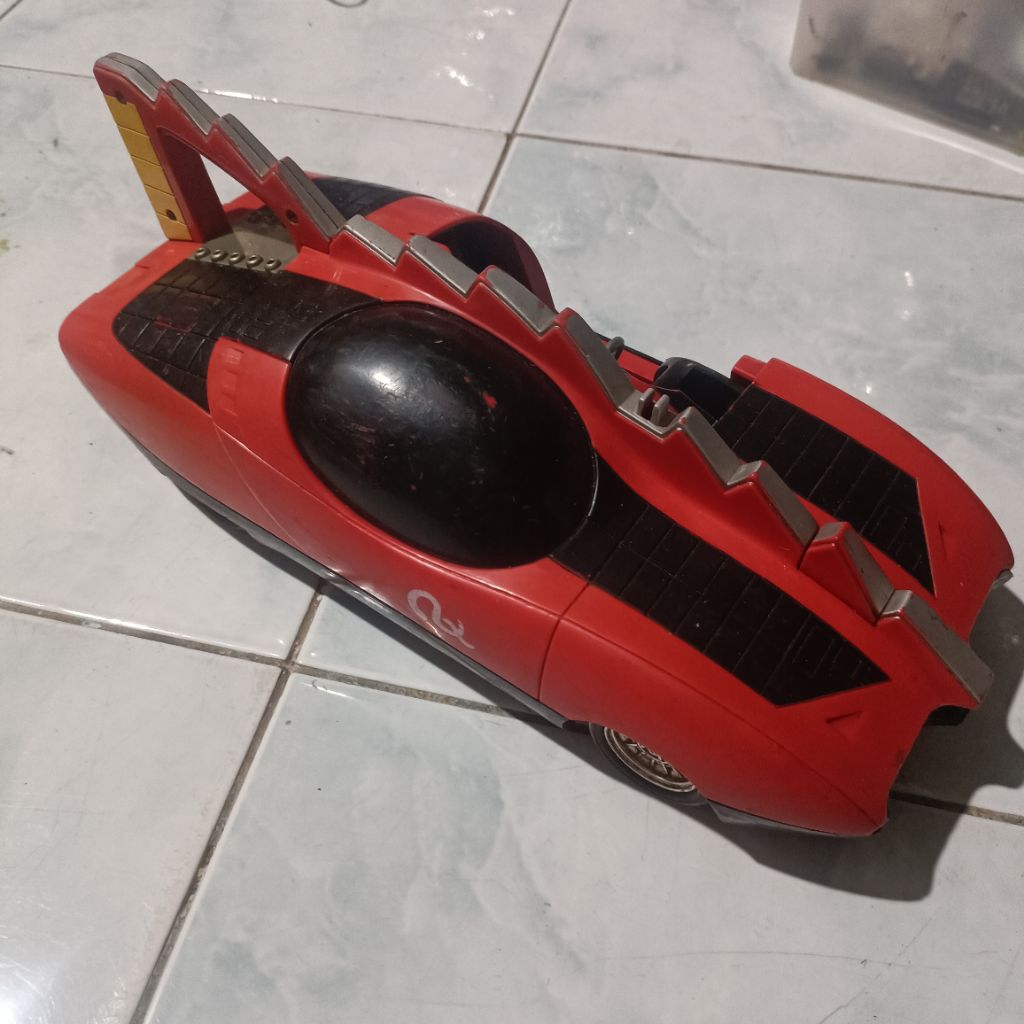 mainan mobil kamen rider rx