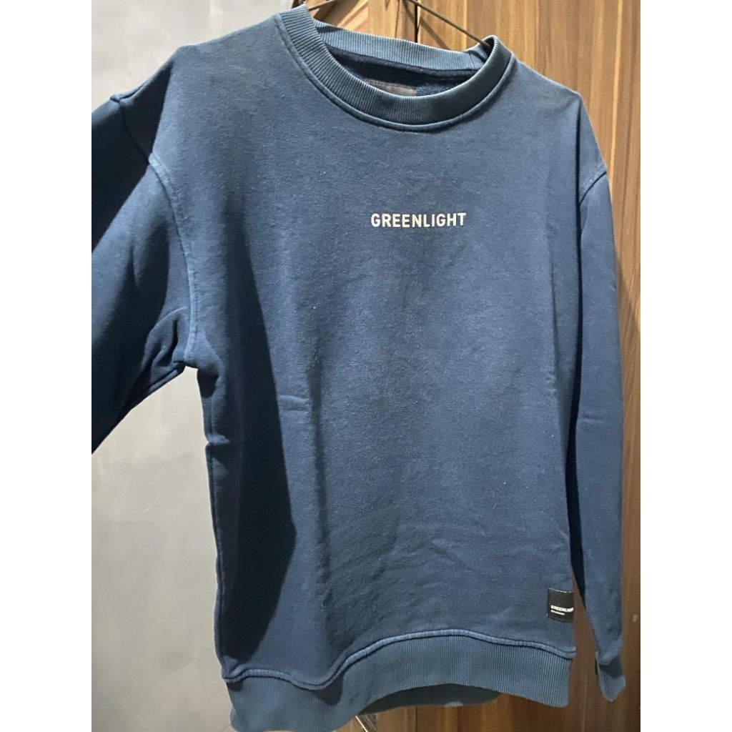 Sweater greenlight