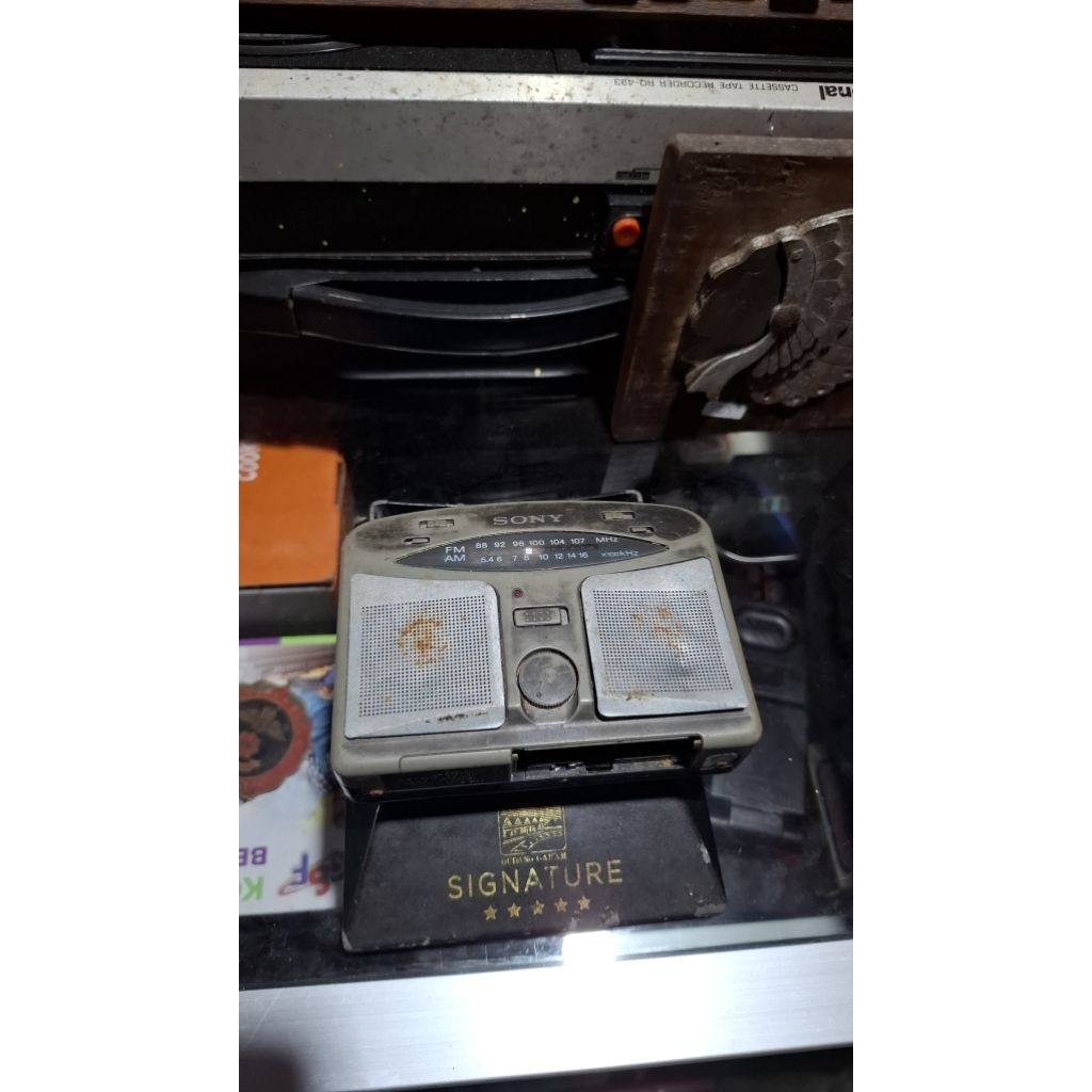 Walkman sony 65rb jadul antik vintage display lawas kuno anggap mati