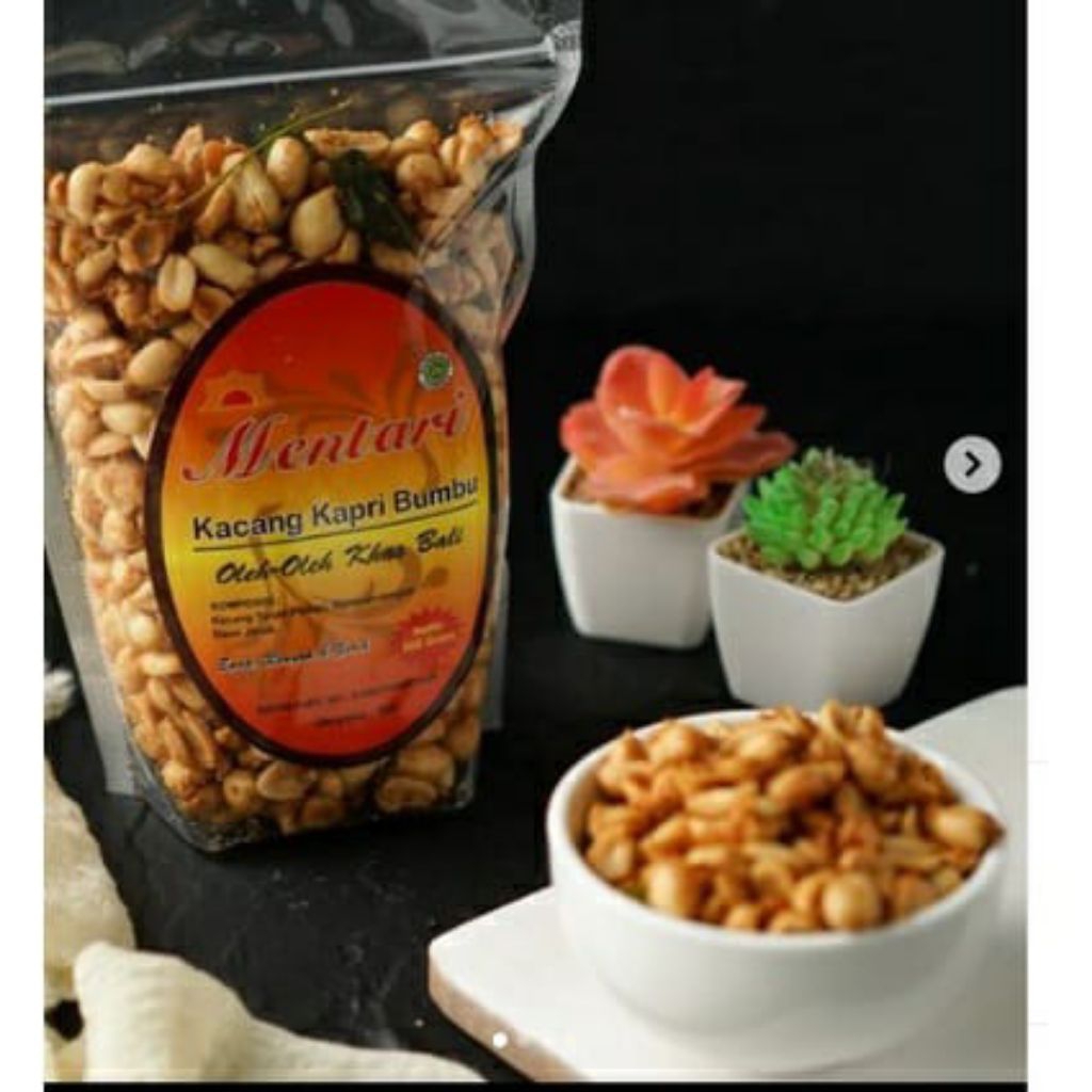 

Kacang Kapri bumbu daun jeruk Mentari 500g