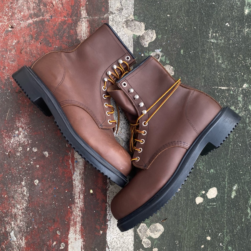 Red wing safety toe 2233 boots