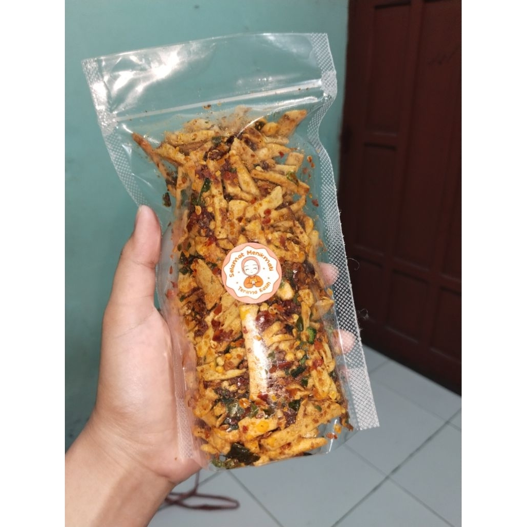 

Basreng pedas daun jeruk