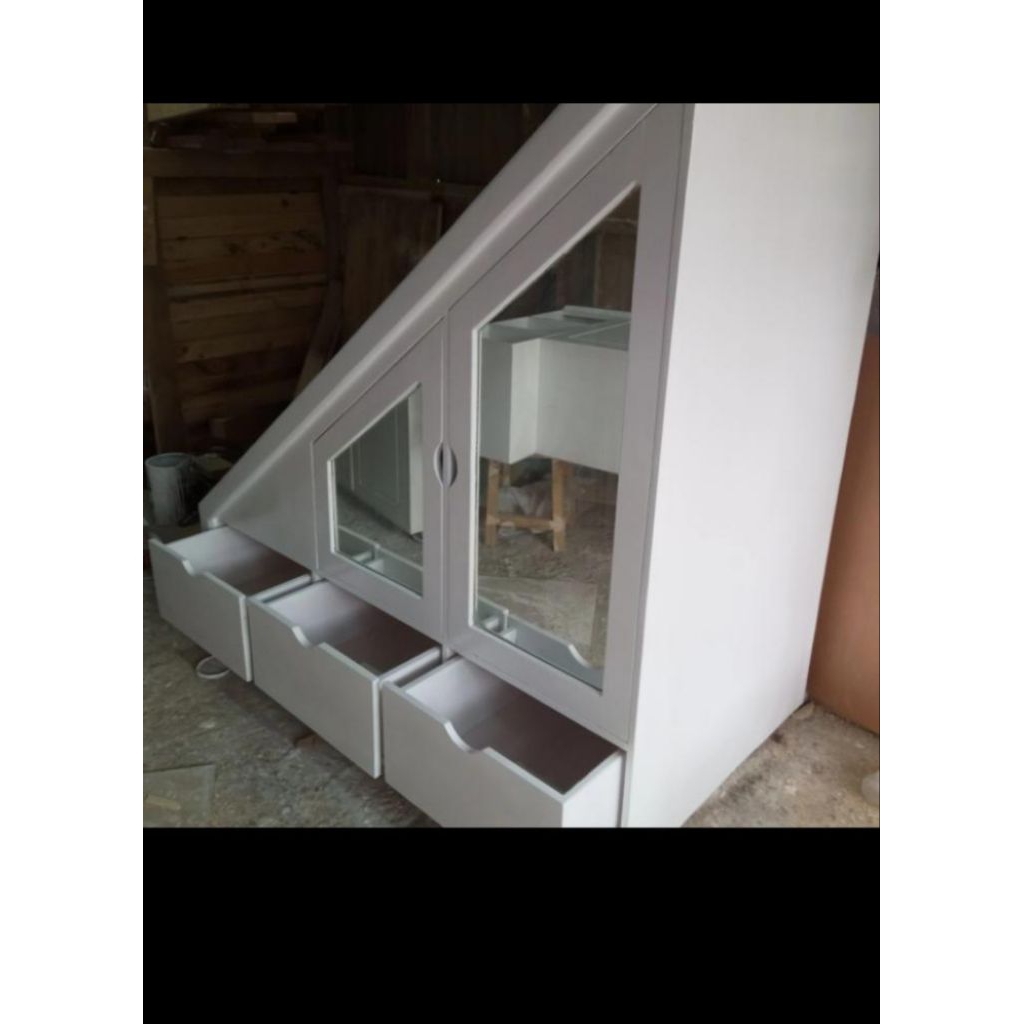 kitchen set bawah lemari bawah tangga