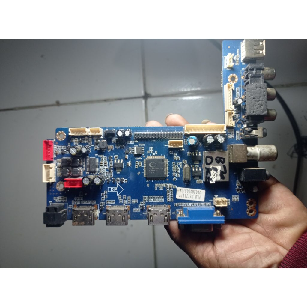 MB POLYTRON PLD32T711/ NORMAL