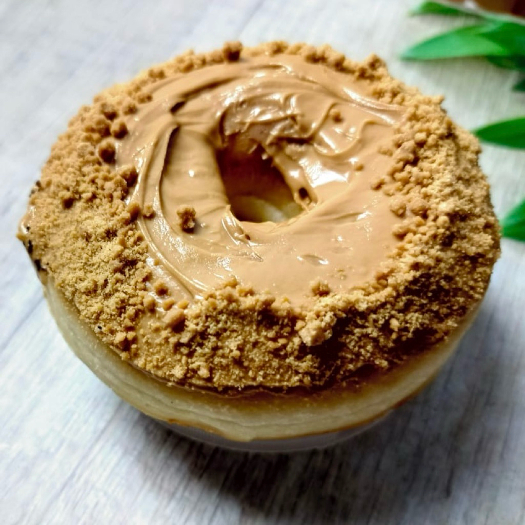 

Donat Caramel Crumbs