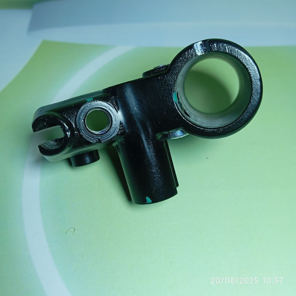 Dudukan Spion Vespa Matic LX S Sprint Primavera IGET / Dudukan Handle Rem Kiri Vespa Matic IGET