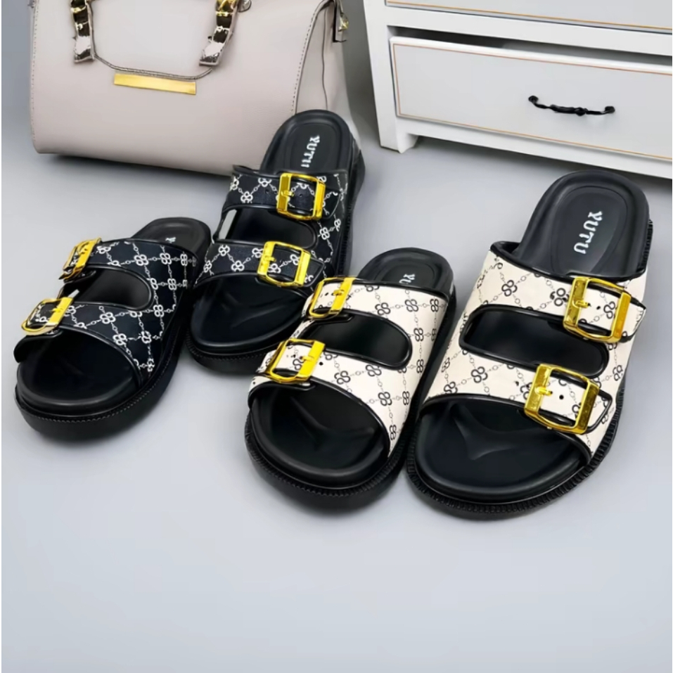 YUTU Sendal Outdoor Jelly Wanita Terbaru 2025 Sandal Wedges Wanita Korean Style Karet Gesper Mode Ba