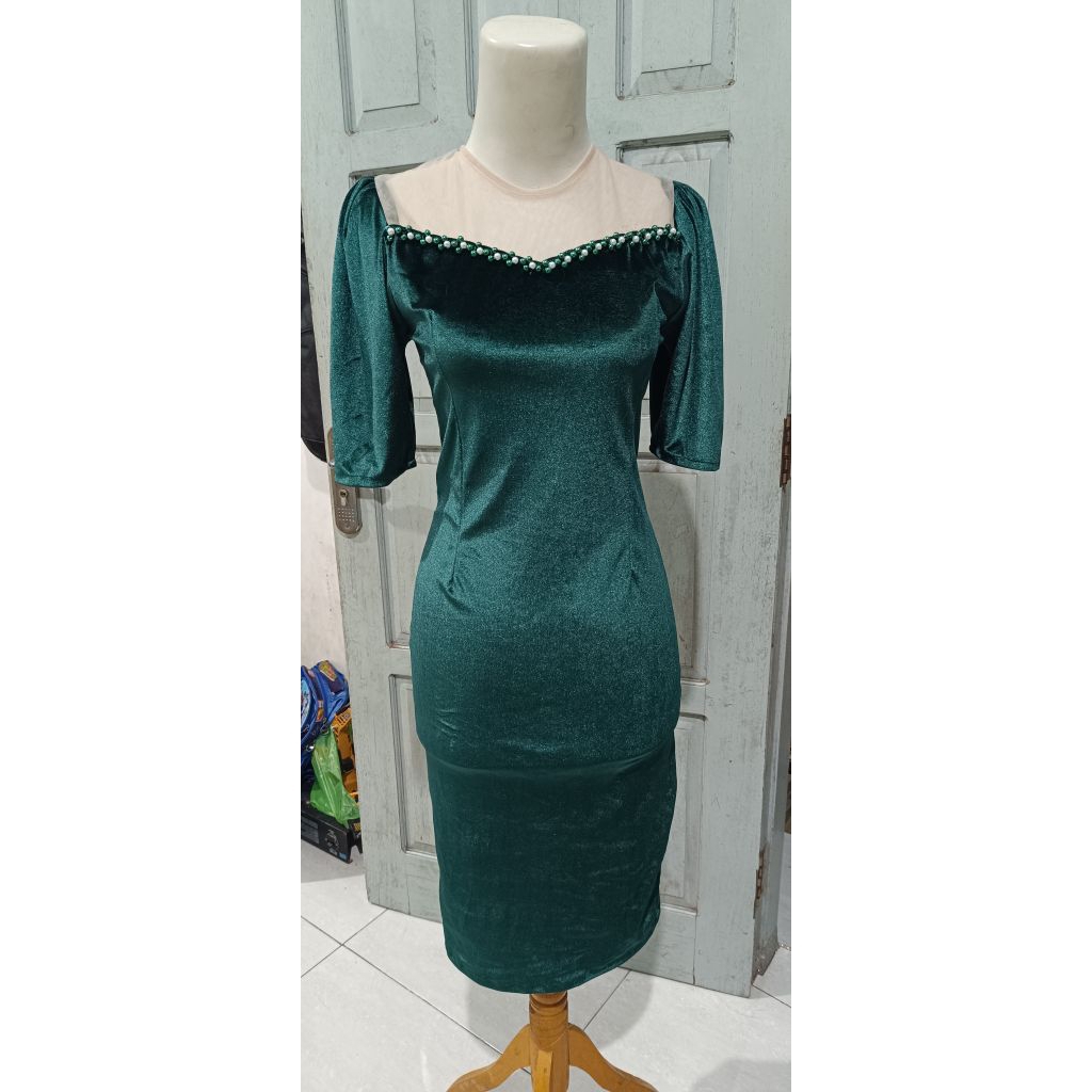 Dress pendek Bahan bludru
