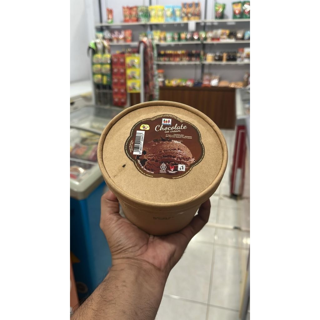 

MIAMI ES KRIM 700ML COKLAT/VANILA
