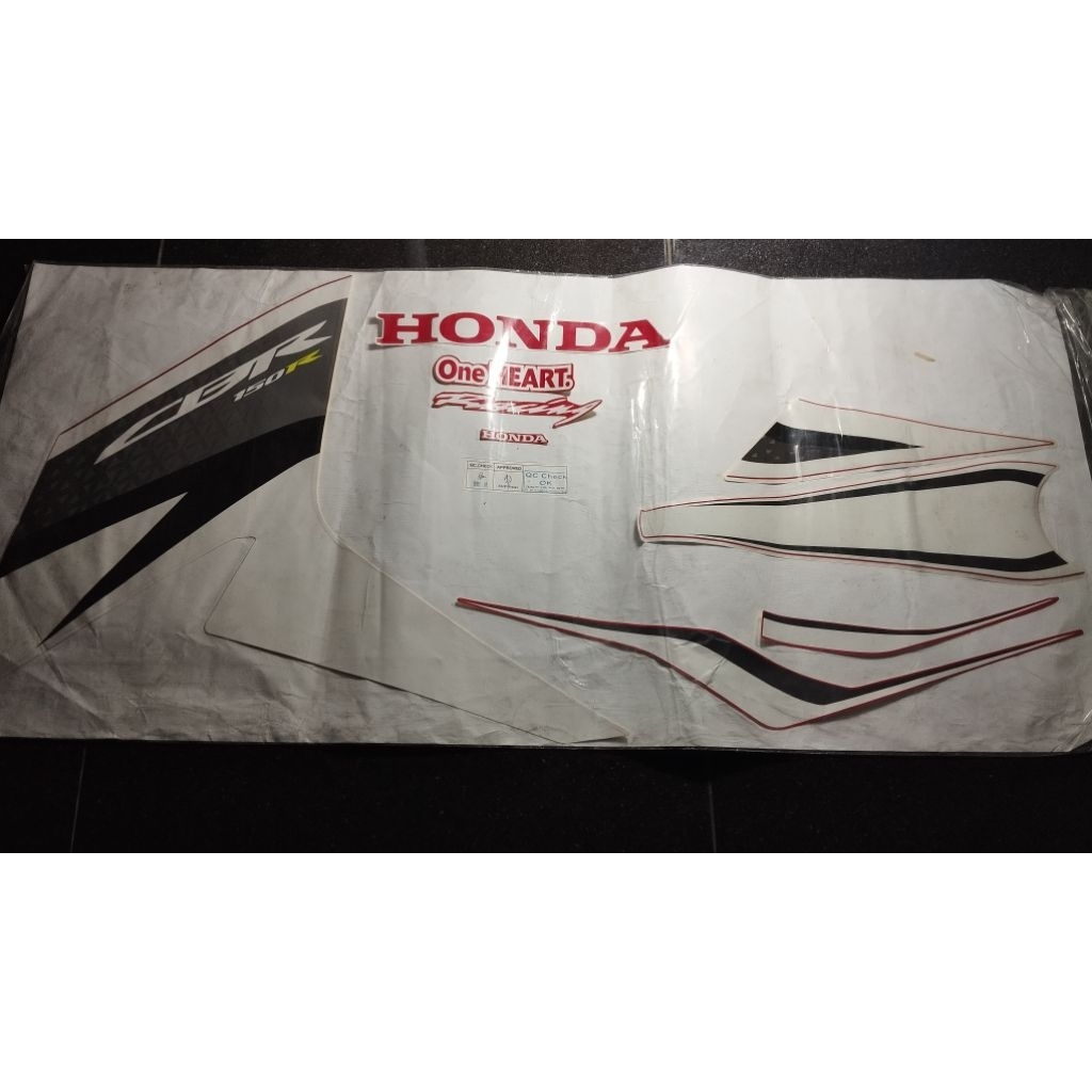871X0K45N60ZAR original AHM Astra Honda motor HGP genuine part stripe set r black red white striping