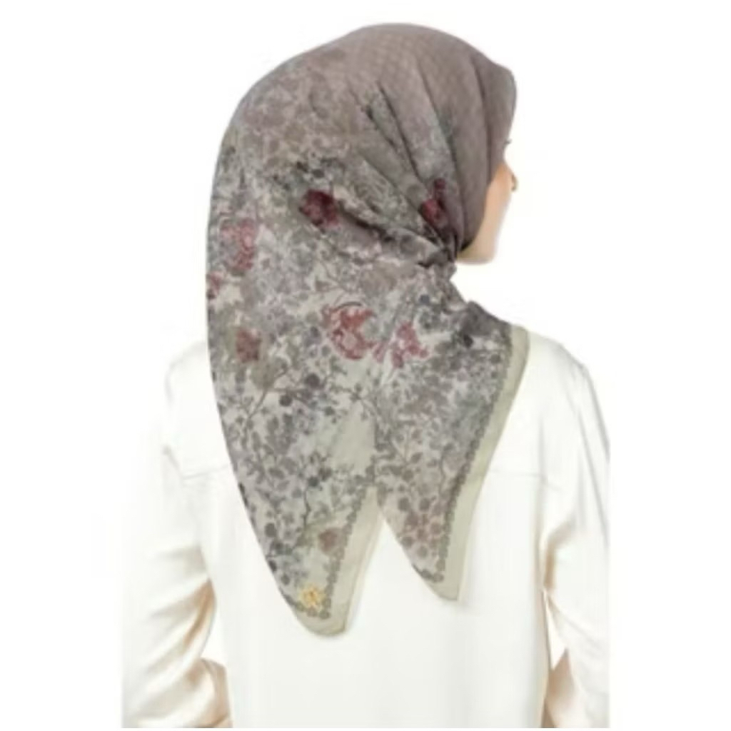 Bonjour scarft Nada puspita