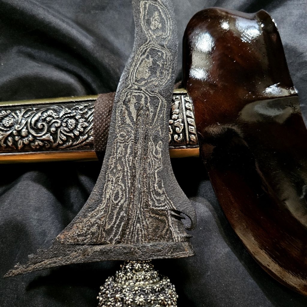 Keris Balebang Luk 7 Pamor Melati