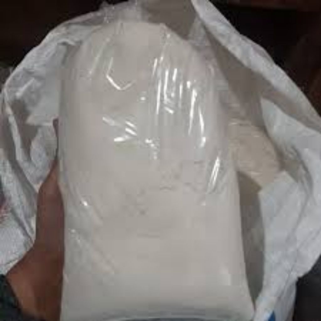 

Tepung gaplek / tiwul khas pacitan 500gr