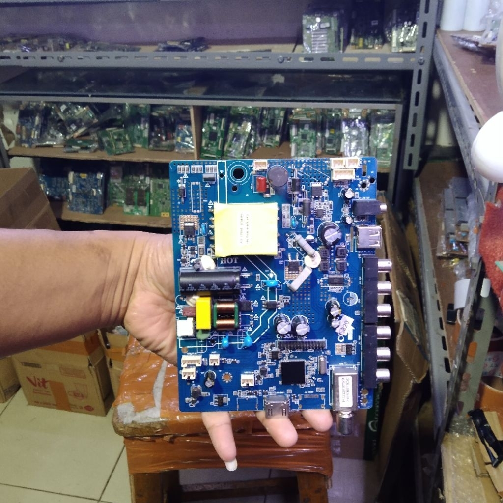 MB TV LED POLYTRON PLD 32V1852 - MESIN TV - MOTHERBOARD - MAINBOARD TV LED POLYTRON PLD32V1852