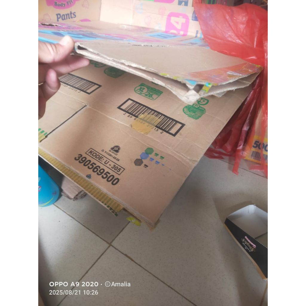 

jual Kardus Bekas Baby Happy Mami Popok Ukuran Besar/Sedang