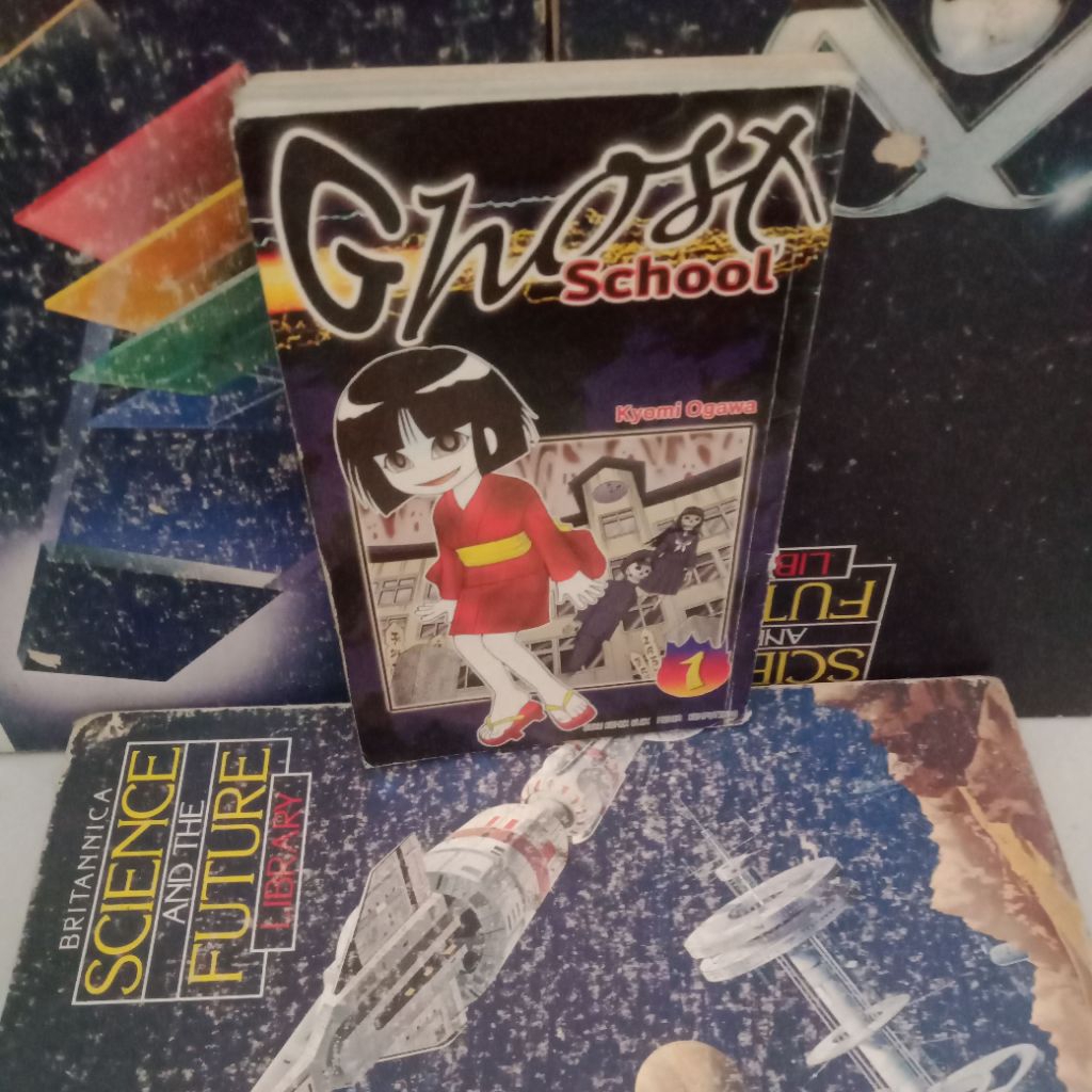 komik ghost school