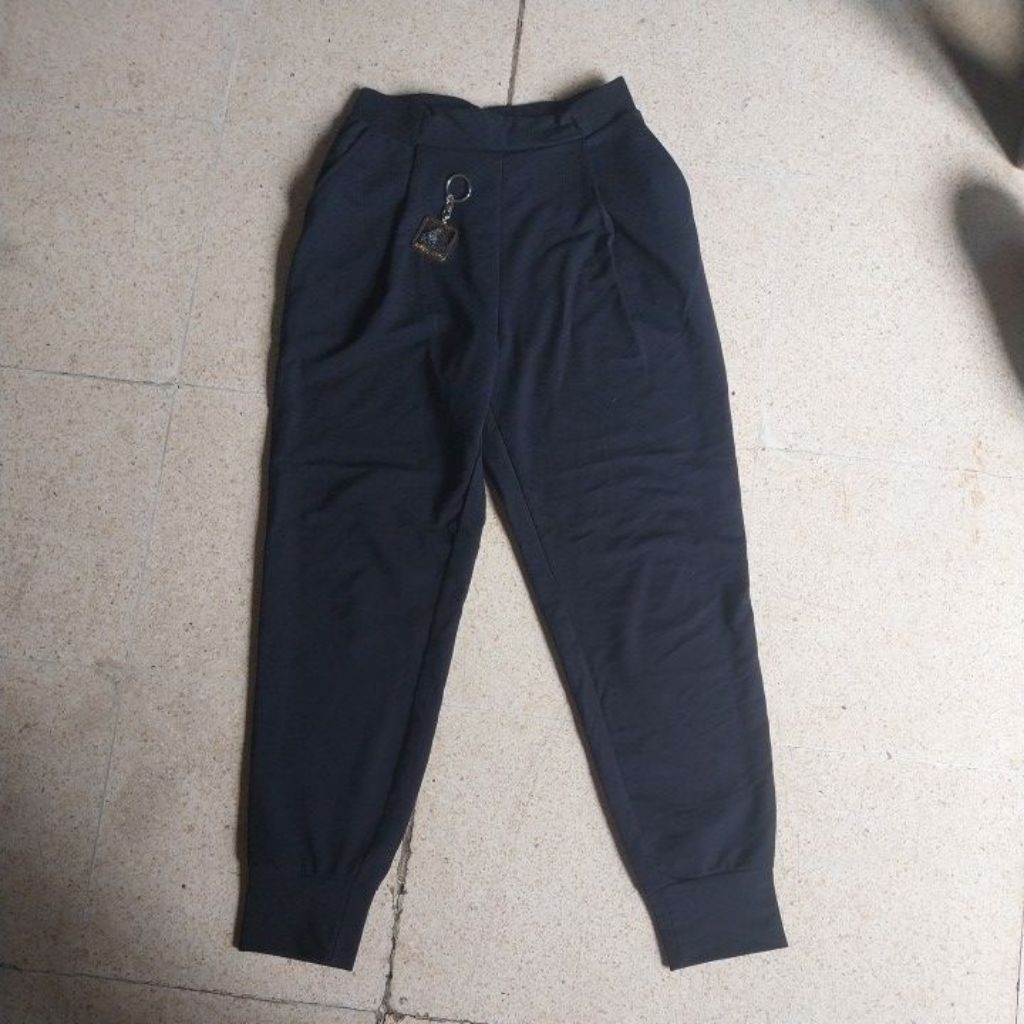 uniqlo airism jogger size s