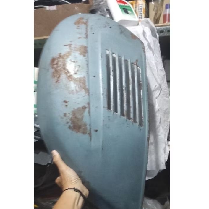 Vespa Original Tepong Kanan Untuk GL Vla Grand lusso