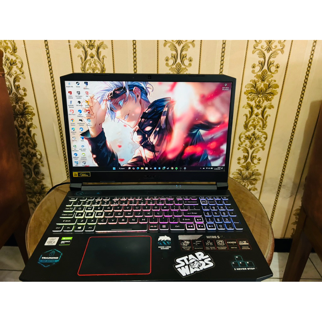 Acer Nitro 5 Intel 5-10th gen ram 8/ 477GB + speeker logitech (second)