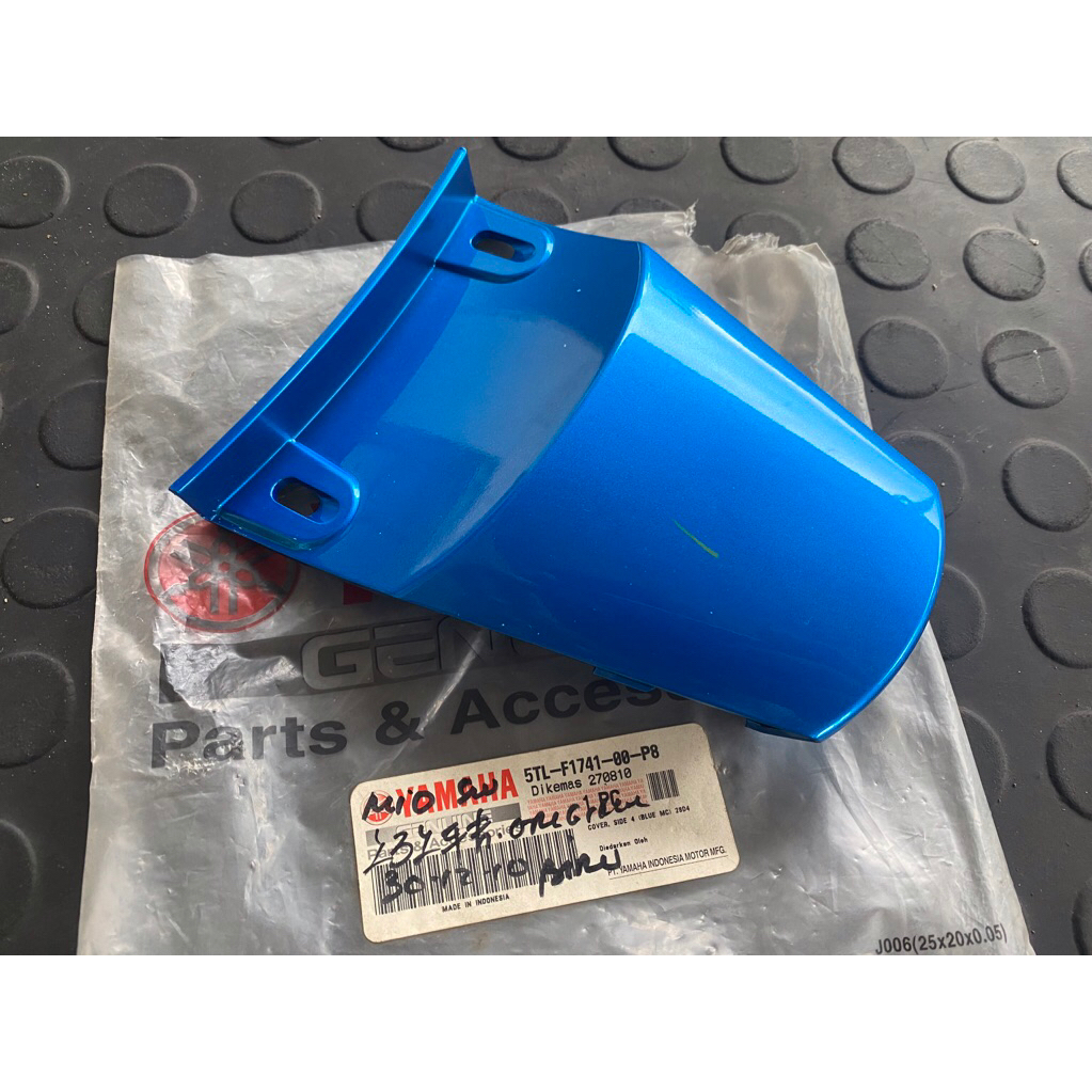 Sambungan Body mio smile biru P8 original