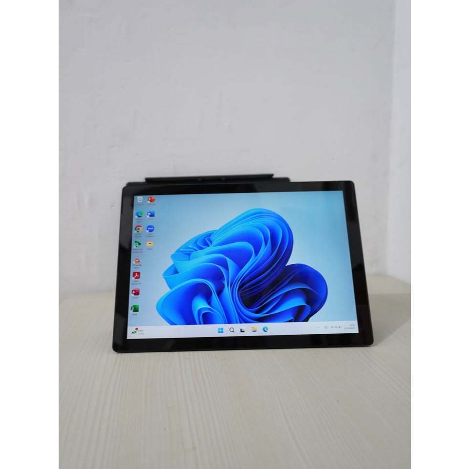 Microsoft Surface Pro 7+ | Intel Core i7-1165G7 | RAM 16GB | SSD 512GB | 12.3” PixelSense Touch