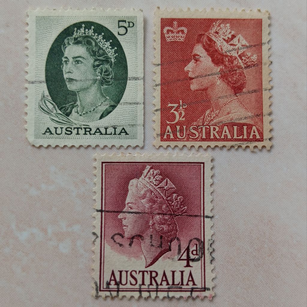 

Perangko Prangko Jadul Australia 1956-1964 Seri Queen Elizabeth II 3 Pcs - YN2720