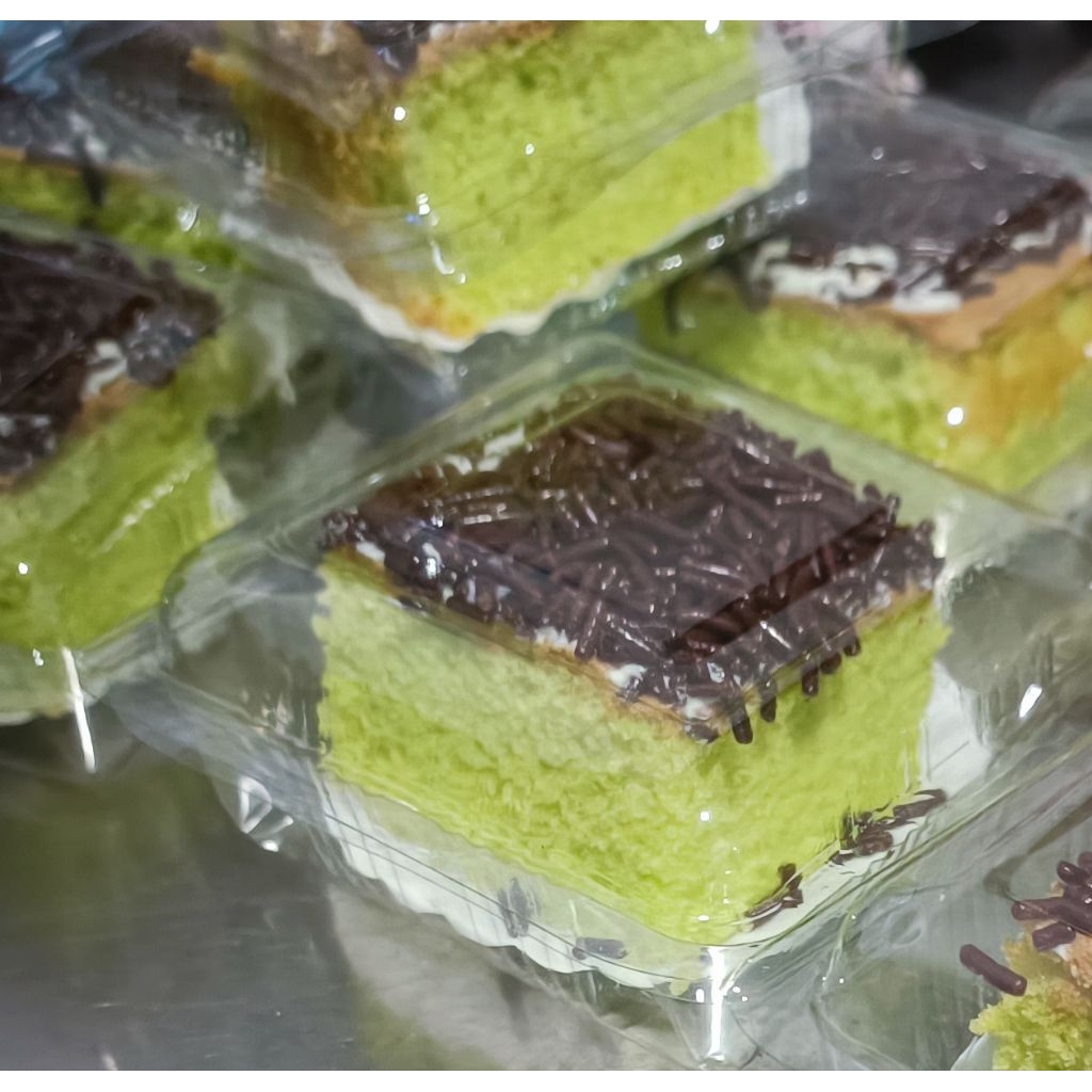 

Bolu pandan Coklat mesis Bianco Isi 30 pax / Bolu Jadul pandan Coklat Mesis Bianco
