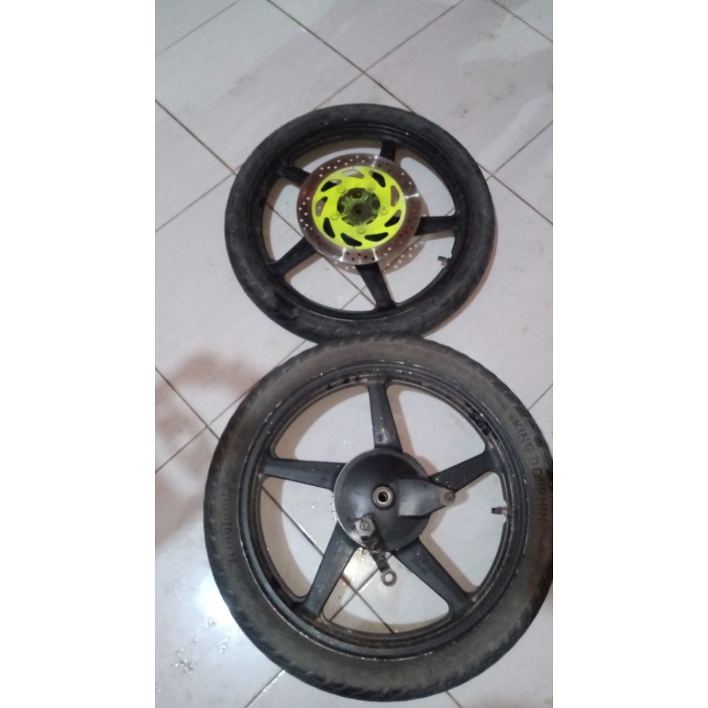 velg set depan belakang vixion old dan scorpio