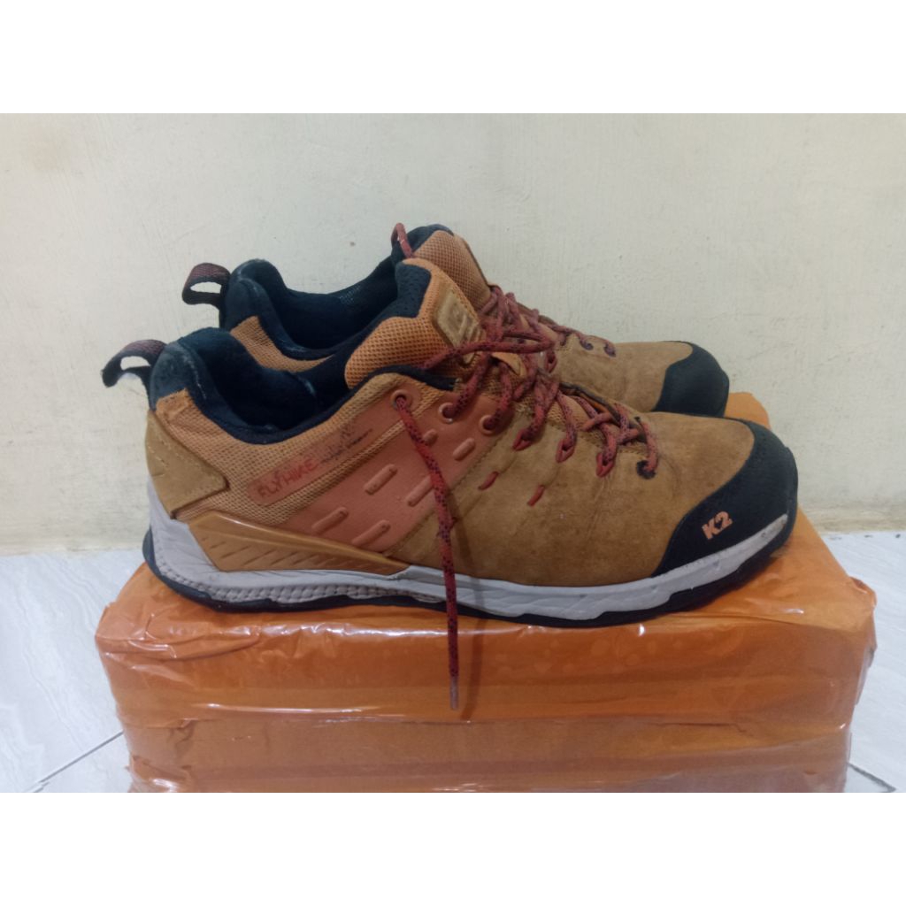 SEPATU OUTDOOR K2 GORETEX SIZE 41