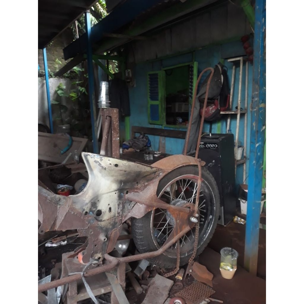 Rangka motor custom choppycub