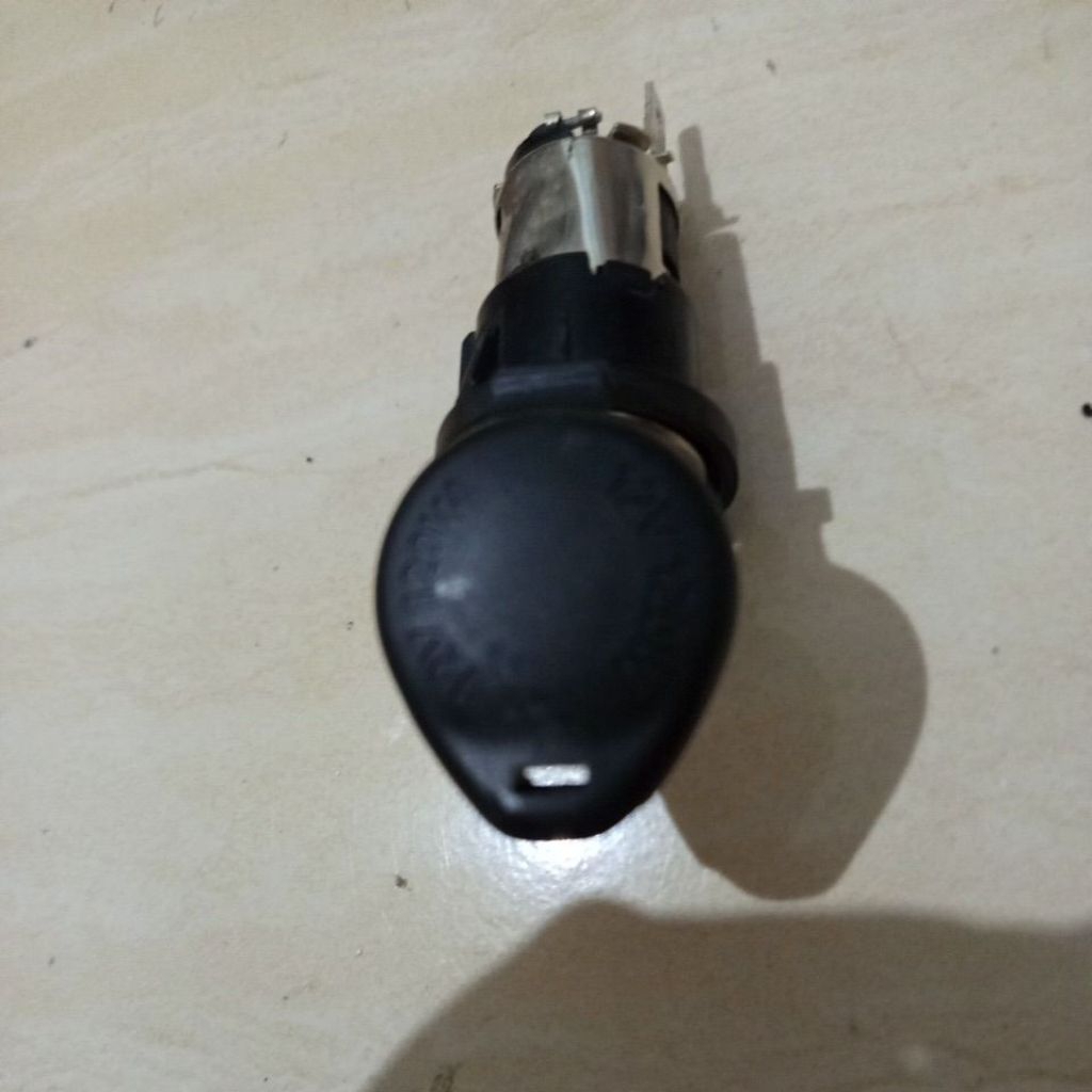 socket lighter charger 12V 120W original Mitsubishi