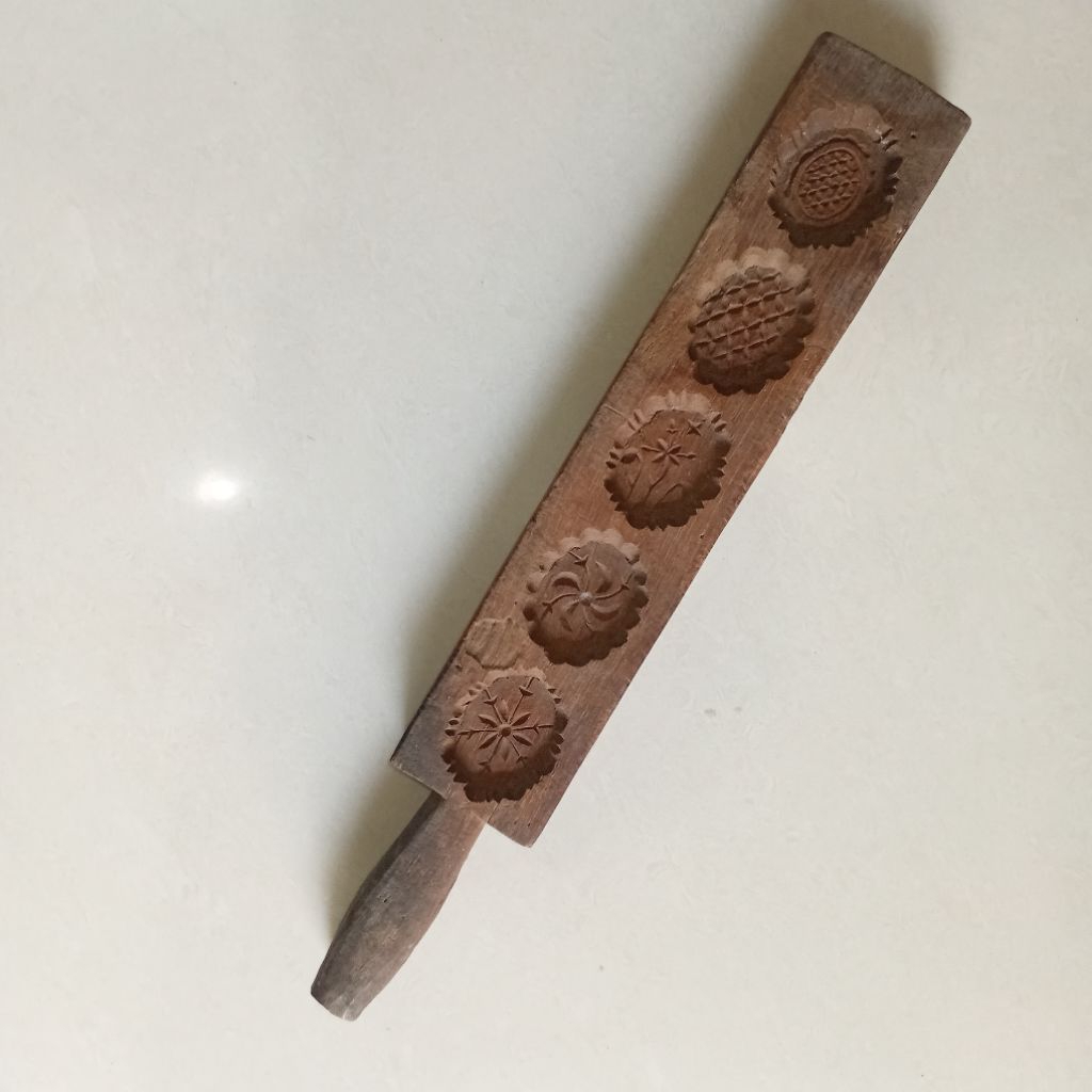 Cetakan Kue Bulan Motif Ukiran Kayu
